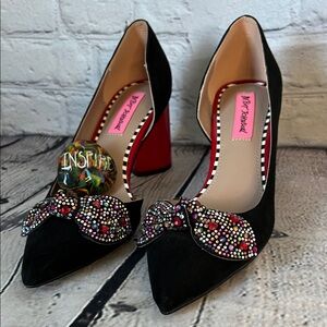 VALENTINES DAY!!! Betsey Johnson Hollie Heart Heels